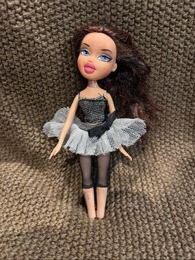 Birthday Bash Pheobe Bratz